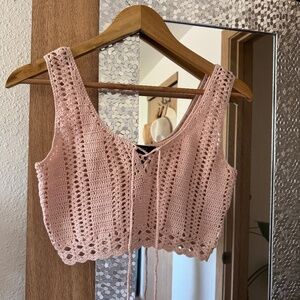 F21 pink crocheted cropped tank top, small, nwt